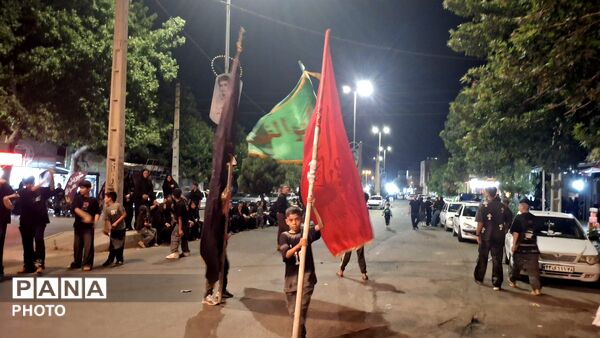 مراسم عزاداری شب عاشورا در هیئت جوانان حضرت ابوالفضل(ع) نظرآباد