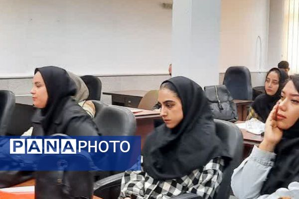 استقبال از دانشجویان جدید در دانشگاه پیام نور فیروزکوه