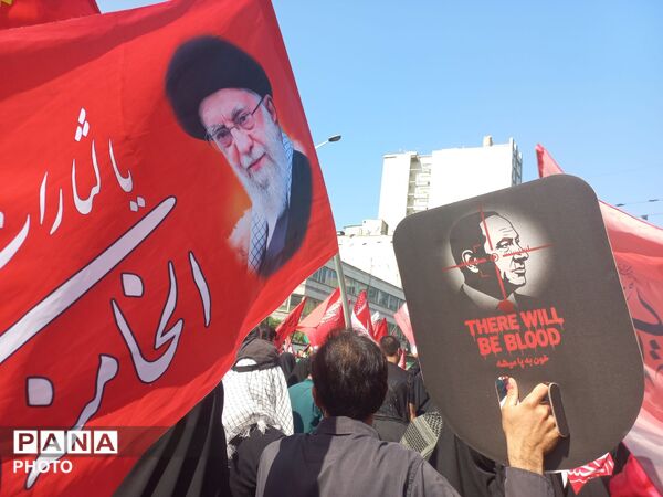 حماسه میلیونی تهران؛ وداعی که تاریخ را رقم زد