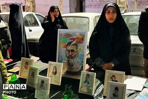 عهد معلمان و دانش‌آموزان با رهبر شهید در موکب فرهنگیان