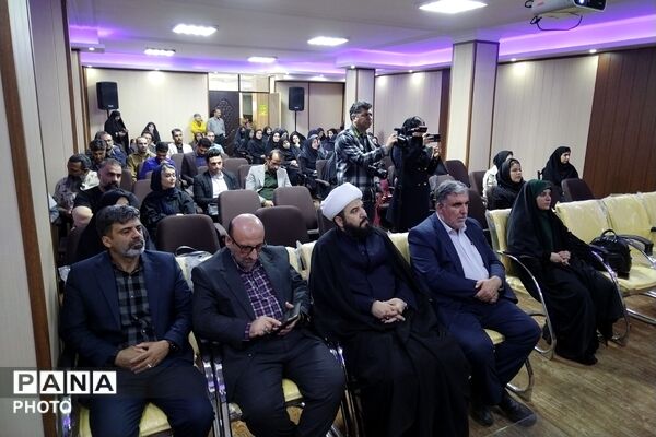 جشن تکلیف دانش‌آموزان دختر در شهرستان دهدشت
