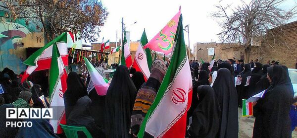 مراسم اربعین رهبر شهید و شهدای جنگ‌ رمضان در روستای توچغاز شهرستان ملایر