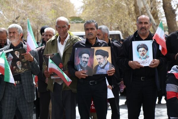 راهپیمایی روز قدس در شهر گلباف