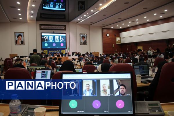 اتاق کنترل وضعیت ستاد انتخابات شهر مشهد