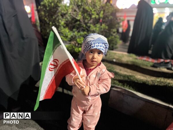 طنین «باید برخاست» در دویست و بیست و پنجمین شب تجمعات مردم ساوجبلاغ