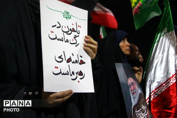 بیست و پنجمین شب متوالی خون خواهی از رهبر شهید