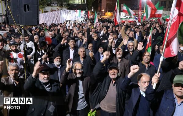 چهل‌وهشتمین شب فریاد «یا مهدی» در خیابان‌های نظرآباد