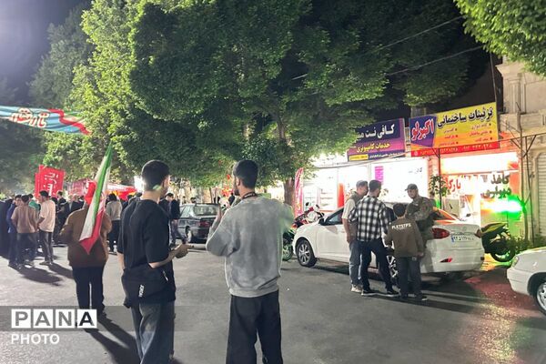 حضور پرشور مسئولین متعهد در غرفه‌ فرهنگیان