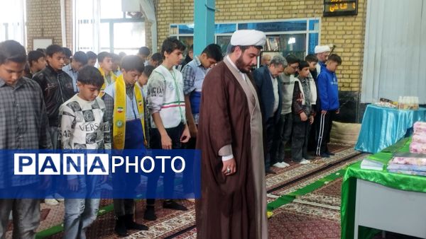 آغاز مسئولیت دینی؛ جشن سن تکلیف دانش‌آموزان پسر مدرسه شهید آیت‌الله مدرس قرچک