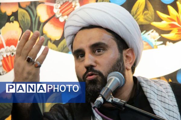 مراسم احیای شب قدر  در مسجد حضرت علی اکبر(ع)