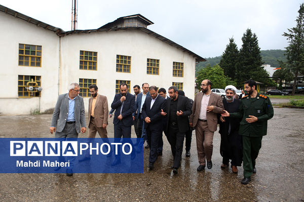 بازدید نماینده دولت و وزیر آموزش و پرورش از پروژه‌های عمرانی شهرستان سوادکوه