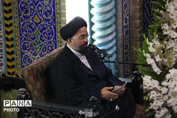 یزد در سوگ عالم ربانی؛ بزرگداشت آیت‌الله سید علیرضا حیدری در روضه محمدیه