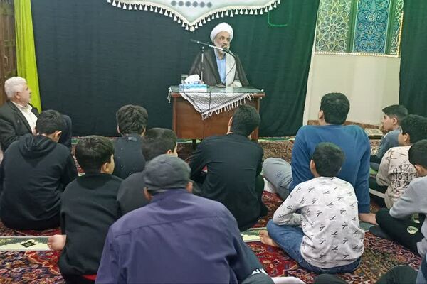 اجرای برنامه‌های متنوع برای دانش آموزان معتکف ناحیه دو شهرری 