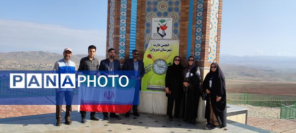 غبارروبی مزار شهدای گمنام در جبل النور شیرکوه شیروان