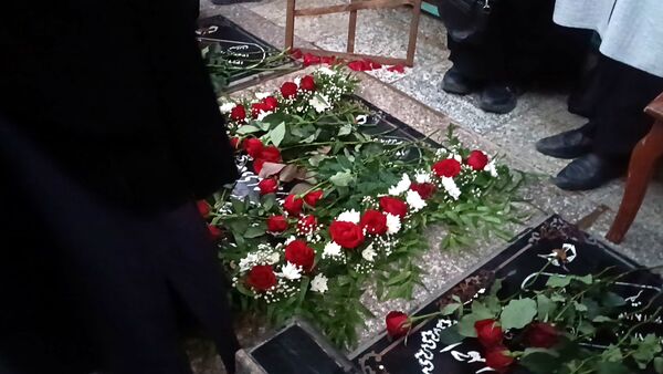 اولین سالگرد شهید محرم هادی میرآبادی بر سر مزارش برگزار شد  