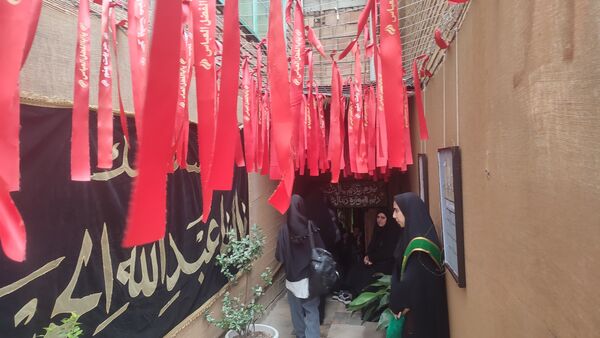عزاداری نوجوانان بنت الهدی‌ در شب هشتم محرم