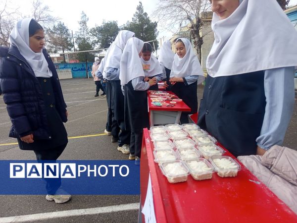 بازارچه مادر دختر در دبستان سمیه