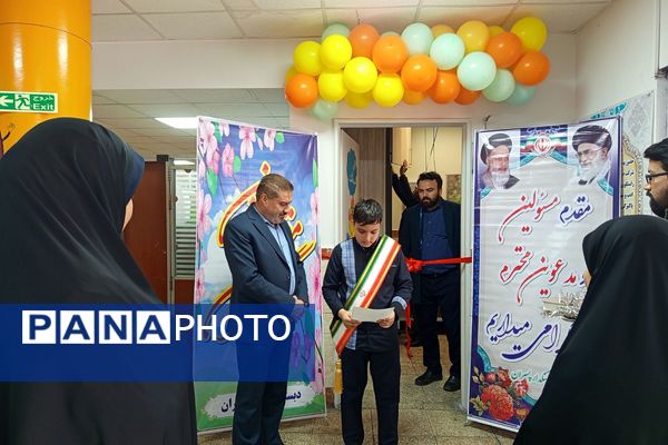 افتتاح دو باب اتاق بهداشت در مدارس منطقه کهریزک همزمان با ایام دهه فجر