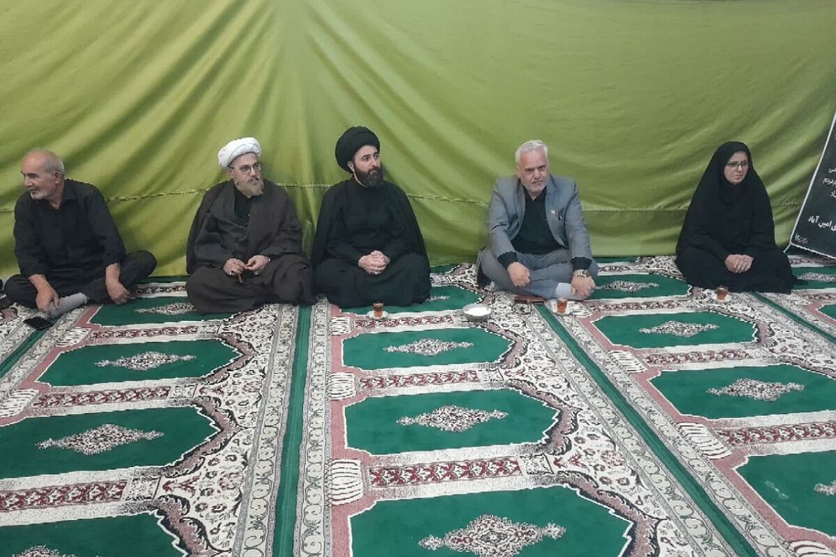 فضای شهر با برگزاری مراسم عزاداری امام حسین(ع) حال و هوای عاشورایی گرفت