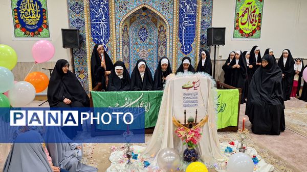 شور و شادی میلاد منجی عالم در دارالقرآن امام حسین (ع) ناحیه ۶ مشهد