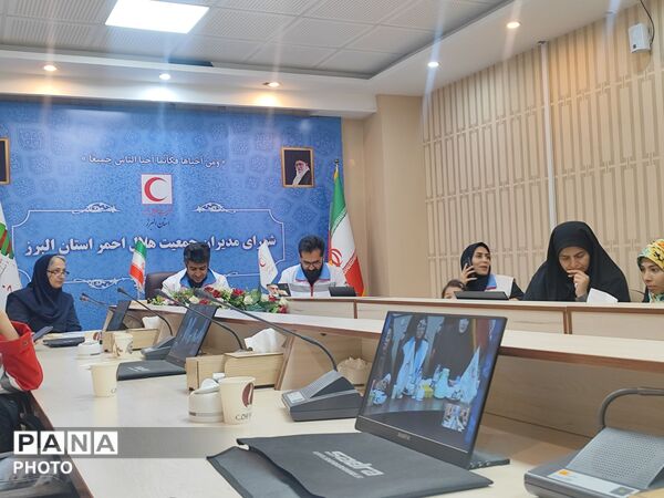 اختتامیه کنگره دانش‌آموزی «راویان سرو سرخ» در استان البرز 
