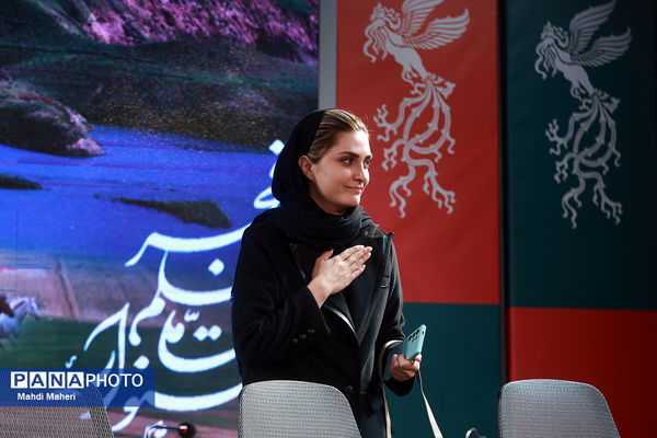 نشست نقد و بررسی فیلم «خیابان جمهوری» در چهل و چهارمین جشنواره ملی فیلم فجر