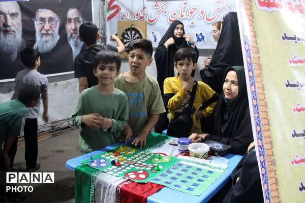 قیامدشت در تجمعات شبانه همچنان میزبان زوج های فاطمی و علوی می‌باشد