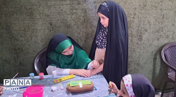 مهد آدینه در نماز جمعه محمدشهر کرج
