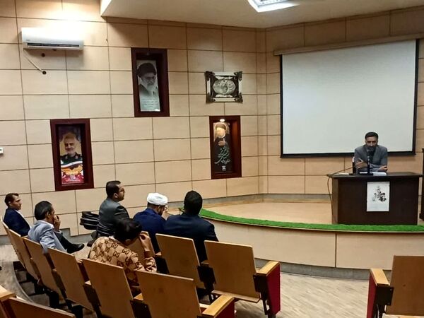 بازدید از پژوهش سرا و آزمایشگاه مرکزی رازی ناحیه ۲ در هفته مشاغل 