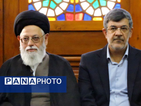 گرامیداشت شهدای هفته دولت در مسجد حظیره یزد