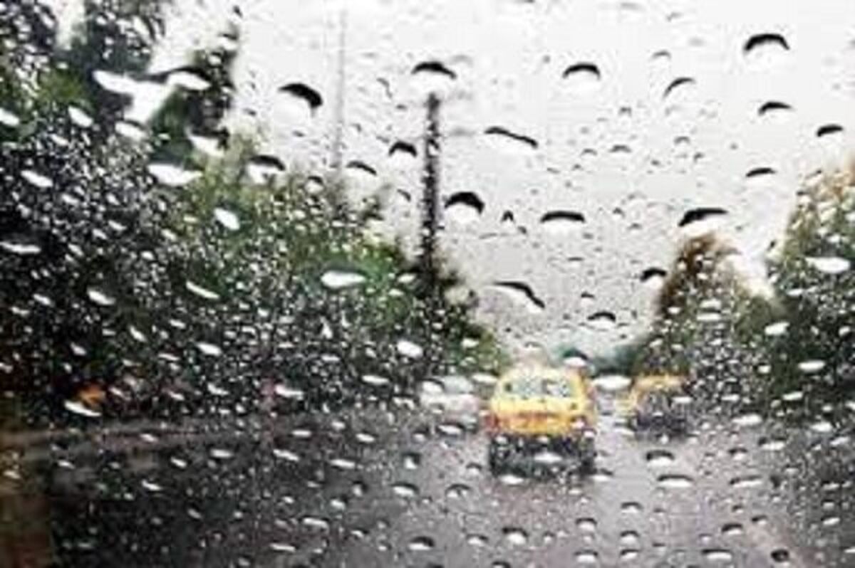 بارش باران و ترافیک نیمه‌سنگین در برخی محورهای مواصلاتی کشور