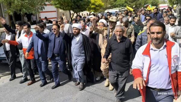 حضور پرشور دانش‌آموزان شهرستان مارگون در محکومیت شهادت سید حسن نصرالله