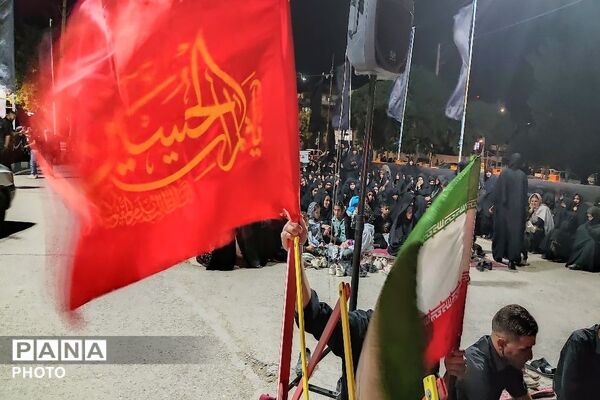هیئت عزاداری آقا ابا عبدالحسین در  شب عاشورا حسینی در شهر بار نیشابور 