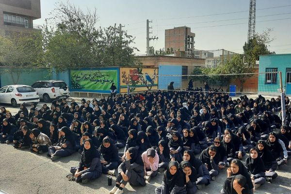 افتتاحیه طرح مصباح الهدی در هنرستان تاجیک بهارستان دو