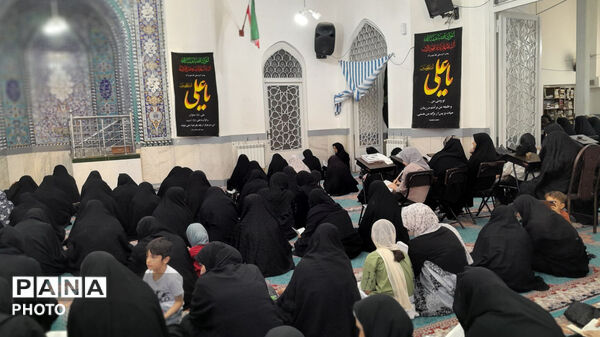 مراسم دعای عرفه در مسجد صاحب الزمان شهرستان کوهدشت