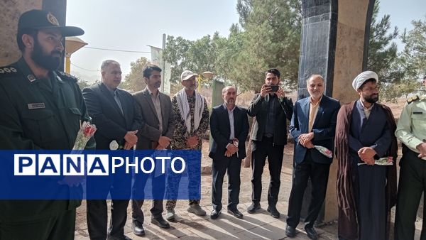 آیین غبار روبی مزار شهدای گمنام شهر رباط‌سنگ