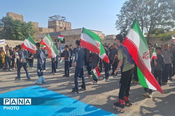 طنین زنگ ورزش و هفته المپیاد ورزشی درون‌مدرسه‌ای در دبستان ایمان ورامین