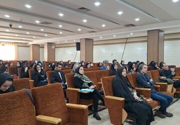 آیین افتتاحیه جشنواره پژوهشی فناورانه جابربن حیان با شعار جستجوگران فردا در آموزش وپرورش ناحیه۴ اصفهان