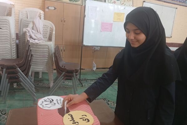 انتخاباتی با شکوه در دبیرستان نرجس یک