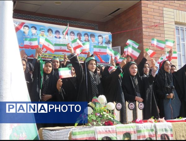 مراسم یادمان شهدای شهرستان خلیل‌آباد در مدارس