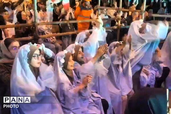  اجتماعات شبانه به همراه جشن خانوادگی وحدت و میلاد باشکوه پیامبر‌اکرم در فیروزکوه