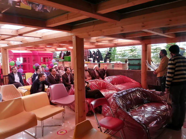 بازدید معاونان پرورشی مدارس قم از «شهر زنبورها»