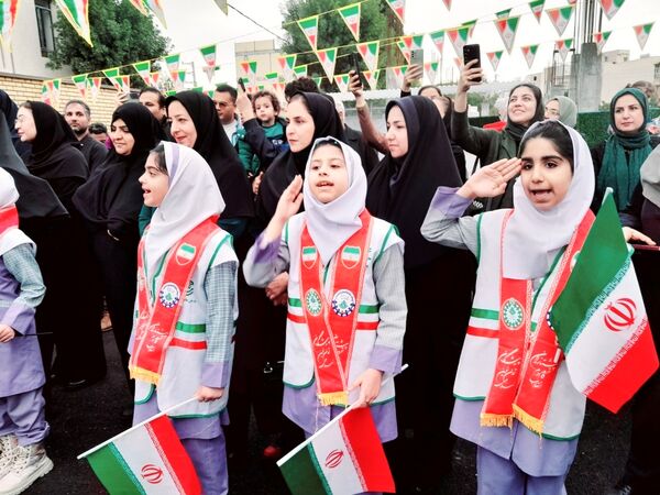 افتتاح مدرسه  ۱۲ کلاسه فروغی بسطامی در بوشهر