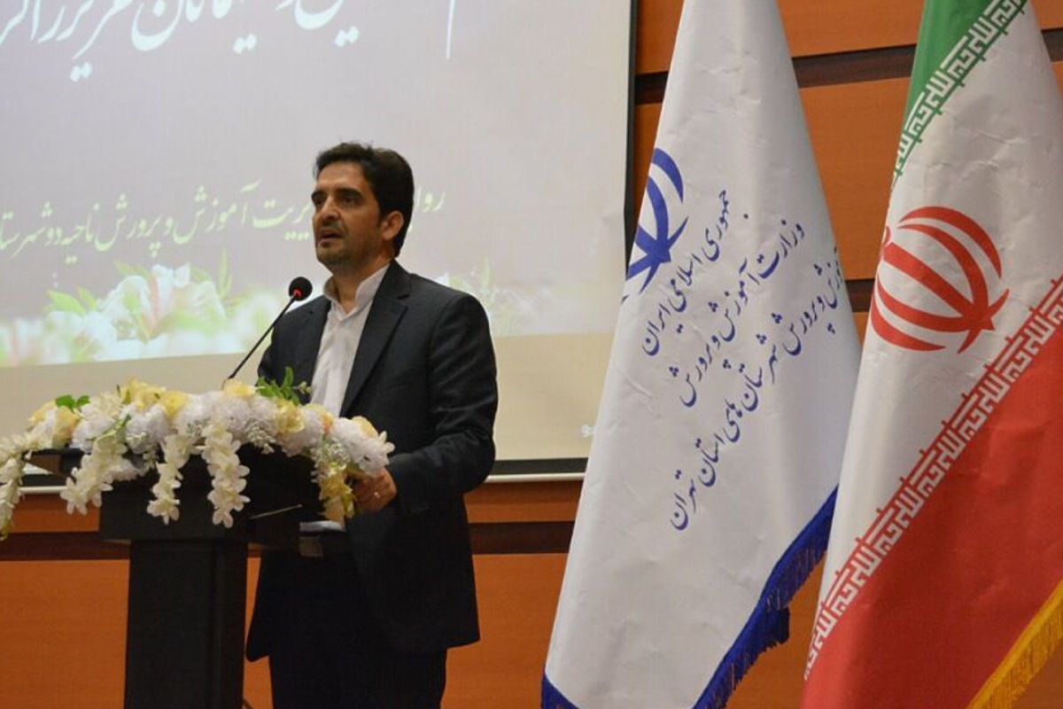 توجه به نشاط دانش‌آموزان و پیشگیری از آسیب‌های اجتماعی در مدارس ضروری است