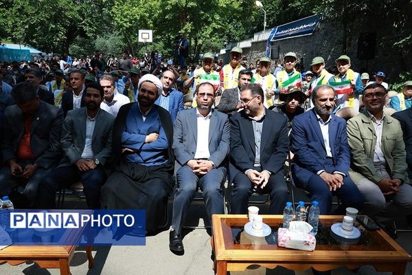 آیین افتتاحیه فعالیت‌های تابستانی دانش‌‌آموزان