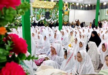 جشن تکلیف و افطار روزه‌اولی‌ها در بیجار
