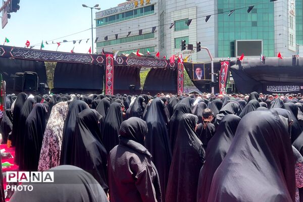 سوگواری عاشورایی در فلکه دوم تهرانپارس