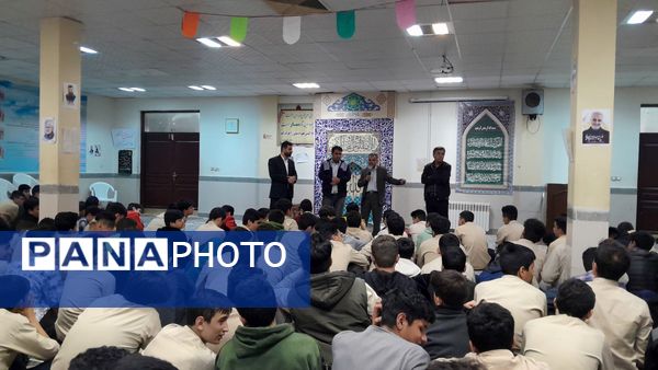 آشنایی با دنیای تراشکاری در دبیرستان ابوریحان بیرونی