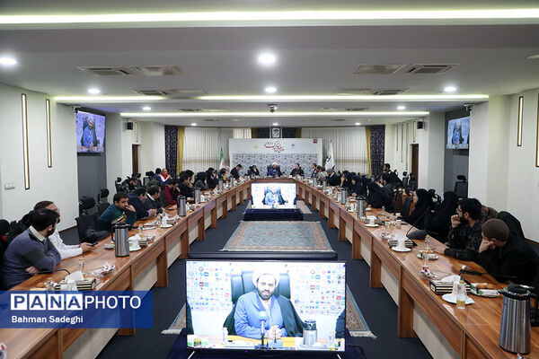 دورهمی فعالان حوزه کودک و نوجوان با معاون پرورشی و فرهنگی وزیر آموزش‌وپرورش