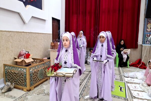 جشن تکلیف دانش‌آموزان دختر شهرستان بویراحمد